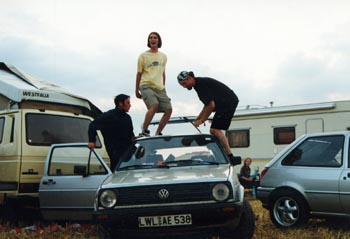 Fuck the autodach auf dem Splash 2001