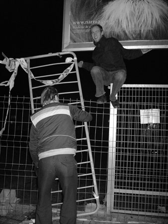 Projekt erfolgreich abgeschlossen..Ball erfolgreich aus der Gefahrenzone geholt