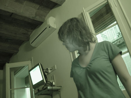 romy versuchte alle Tricks um den Atzen zu verführen..hier mit nightshot