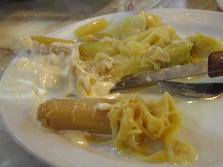 was anfangs auf der karte wie gegrillte Beine klang war dann lecker kalter poree